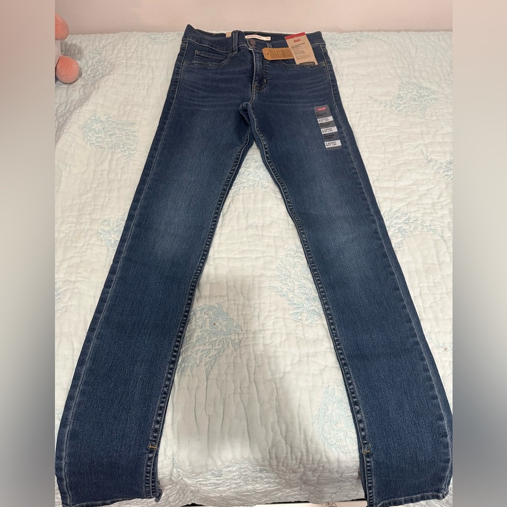 Levi’s 311 shaping skinny jeans